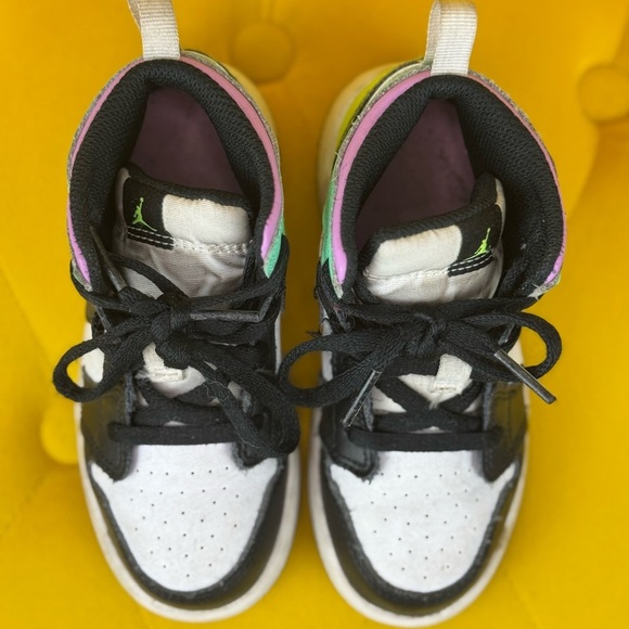 Nike Air Jordan 1 Mid TD Size 9C Pastel Black Volt Green Glow shoes. - Picture 4 of 8